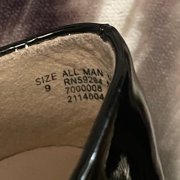 Children’s Place Black Patent Leather Flat w/elastic across top & tulle bow-Sz 9 - Picture 5 of 6